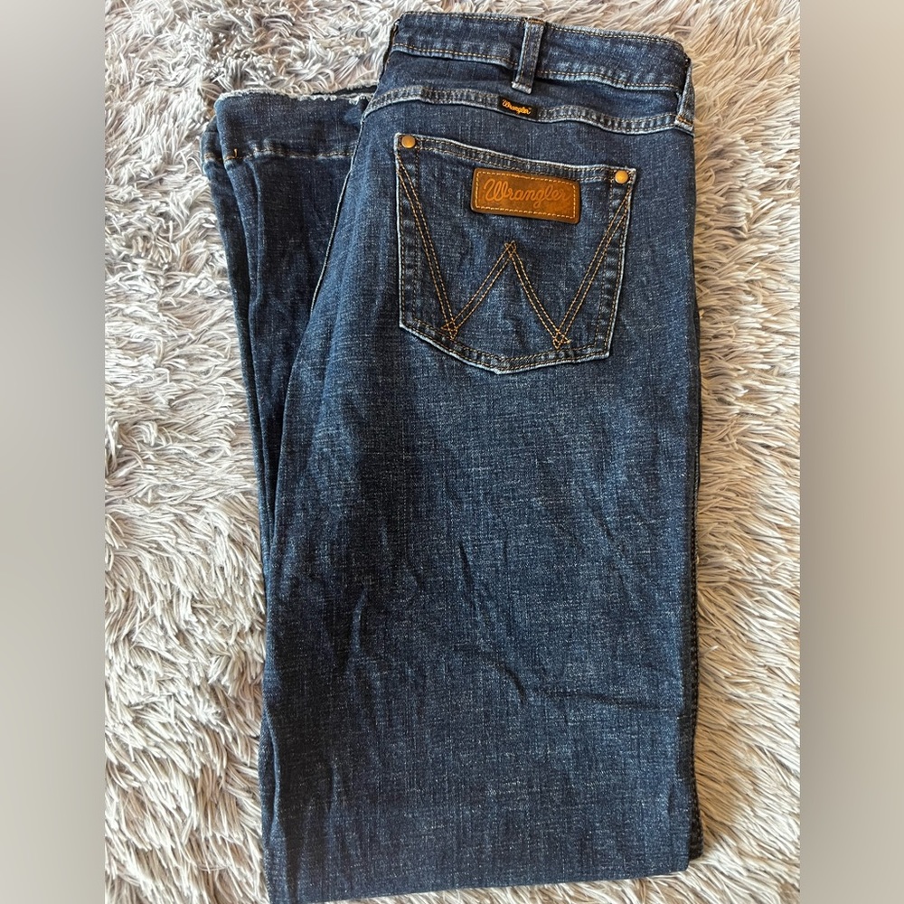 Wrangler High Rise Trouser